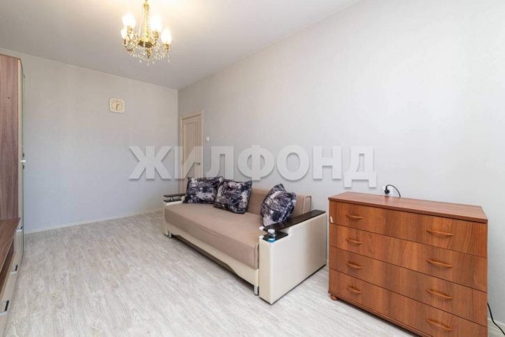 3-комн квартира Советских космонавтов проспект, д.177