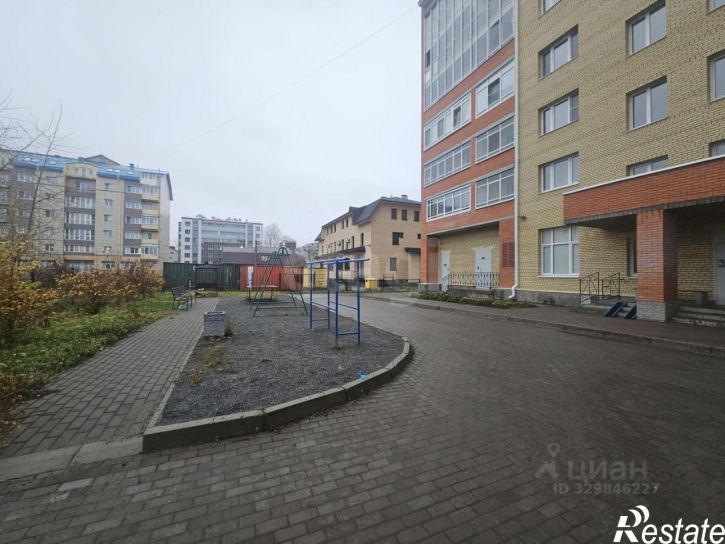 2-комн квартира Новгородский пр-кт, 90,  д. 90