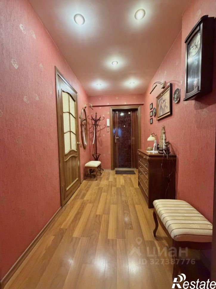 3-комн квартира пр-кт Советских космонавтов, 35,  д. 35