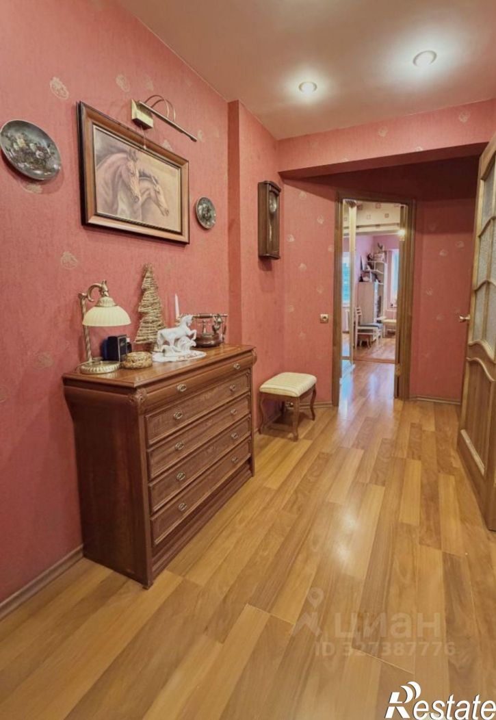 3-комн квартира пр-кт Советских космонавтов, 35,  д. 35
