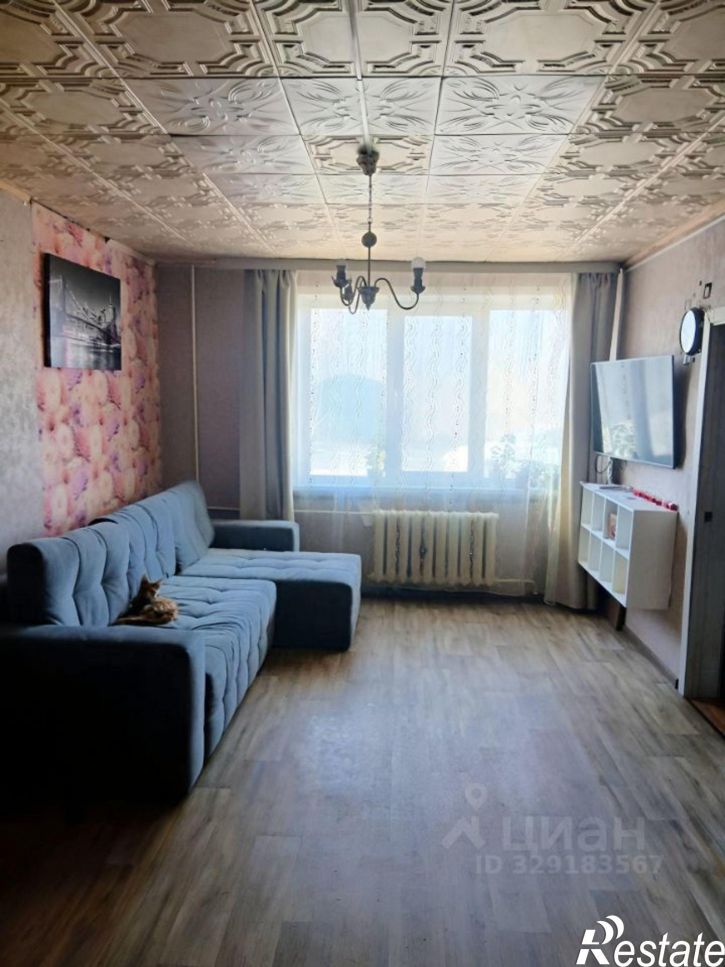 3-комн квартира ул Русанова, 20,  д. 20
