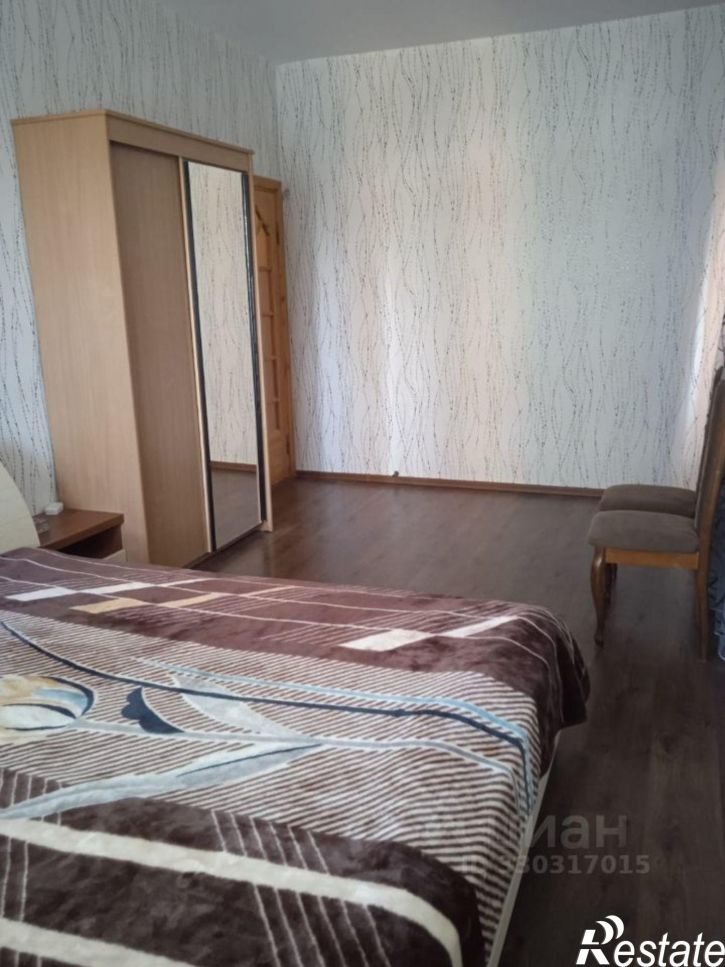 4-комн квартира улица Логинова, 21,  д. 21
