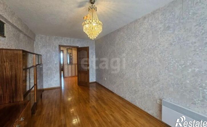 3-комн квартира пр-кт Советских космонавтов, 37,  д. 37