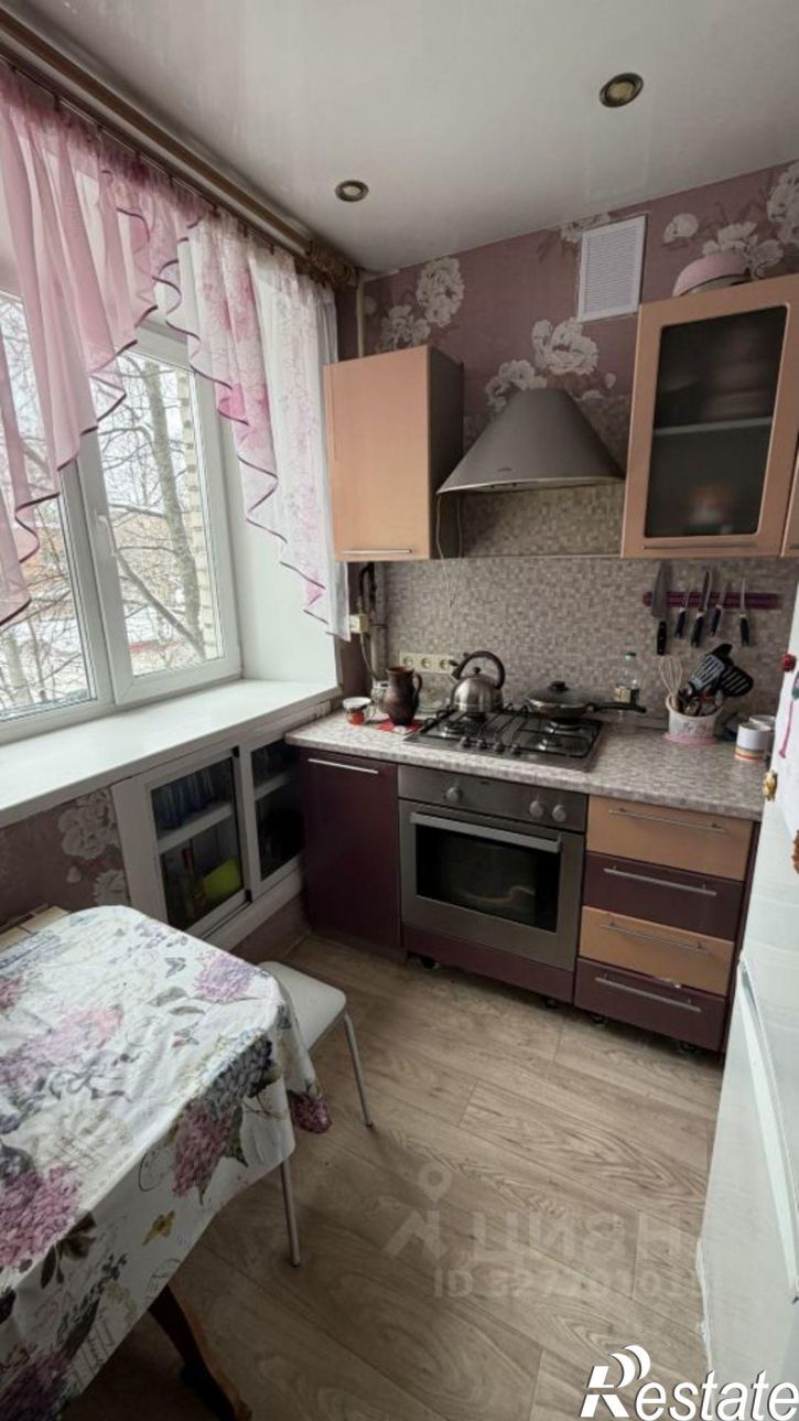 2-комн квартира улица Красина, 10 к1,  д. 10 к1