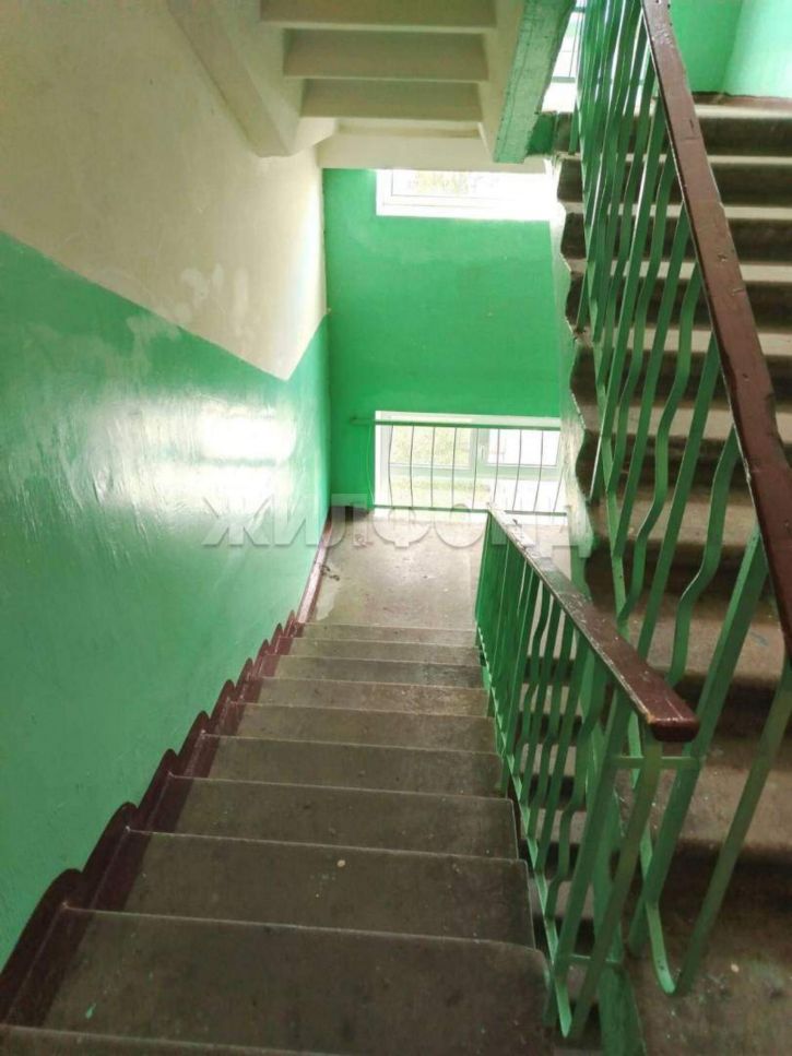 3-комн квартира Попова ул., д.23