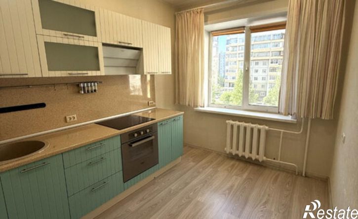 3-комн квартира ул Стрелковая, 26 3,  д. 26 3,  к. 3
