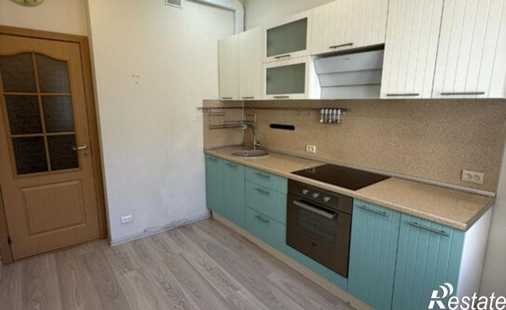 3-комн квартира ул Стрелковая, 26 3,  д. 26 3,  к. 3