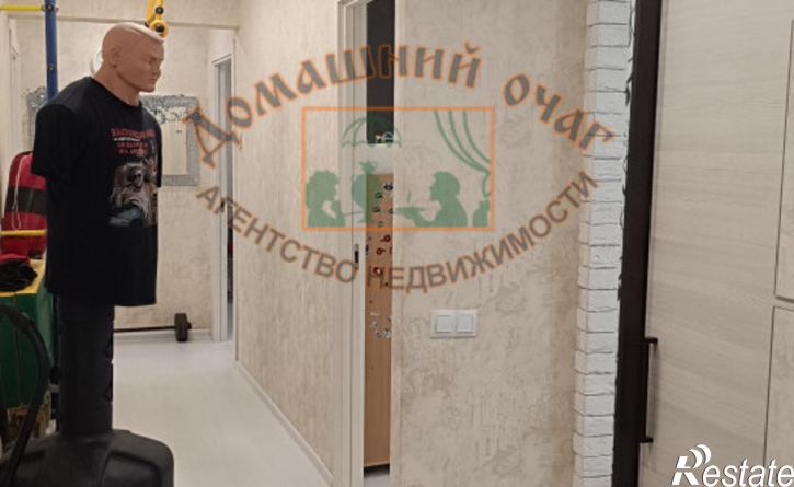 4-комн квартира улица Воронина, 33,  д. 33