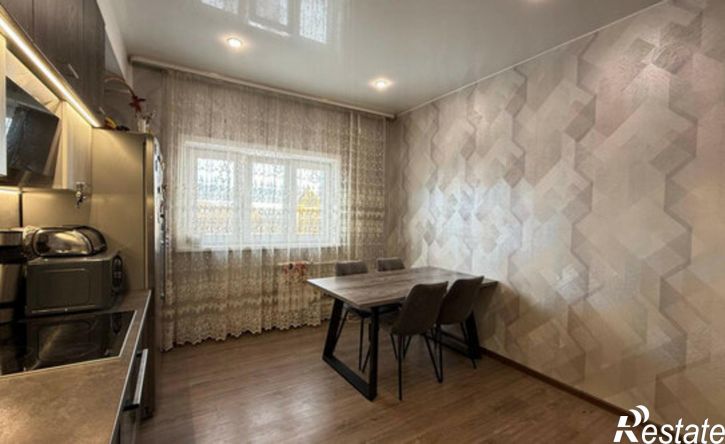 3-комн квартира ул Адмирала Кузнецова, 17,  д. 17