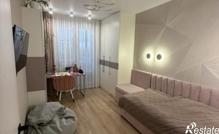 3-комн квартира ул Воскресенская, 92 1,  д. 92 1,  к. 1