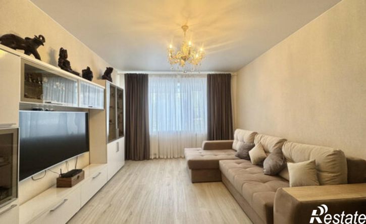 3-комн квартира Никольский проспект, 45,  д. 45