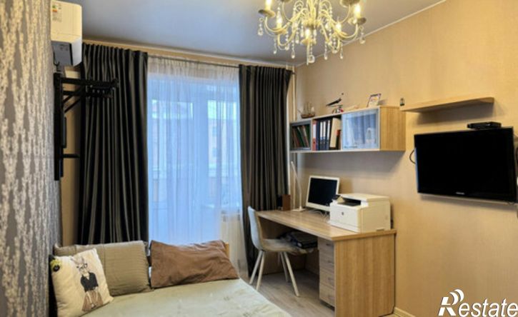 3-комн квартира Никольский проспект, 45,  д. 45