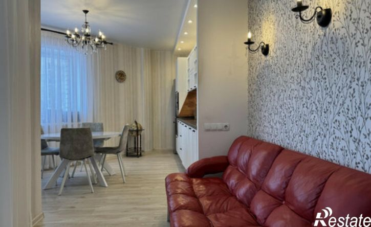 3-комн квартира Никольский проспект, 45,  д. 45