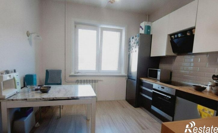 3-комн квартира Стрелковая улица, 27 к1,  д. 27 к1