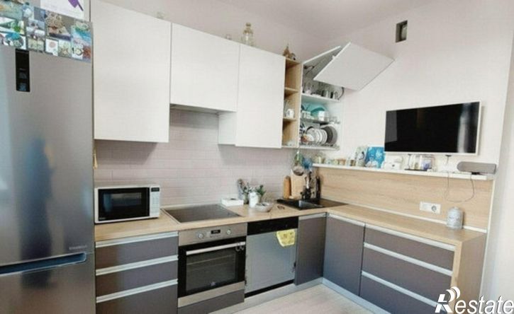 3-комн квартира Стрелковая улица, 27 к1,  д. 27 к1