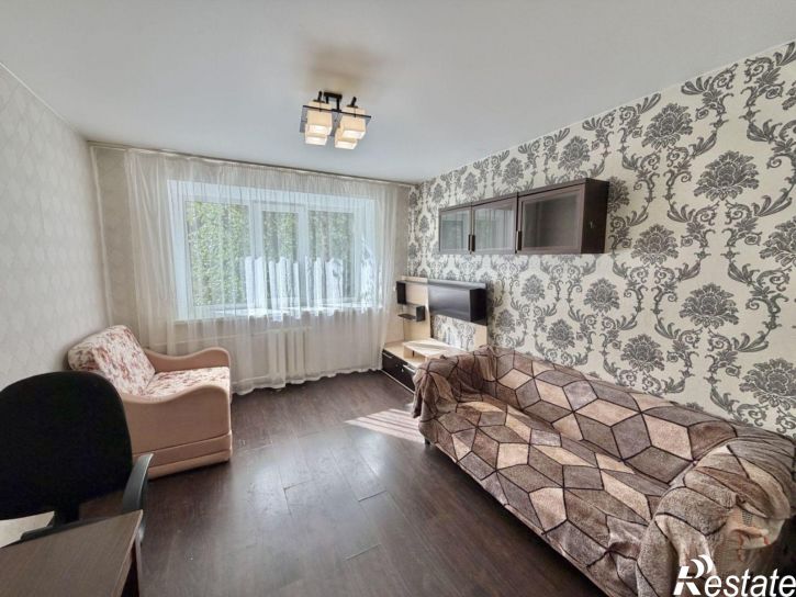 2-комн квартира улица Логинова, 33,  д. 33
