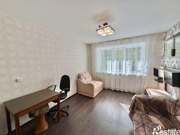 2-комн квартира улица Логинова, 33,  д. 33