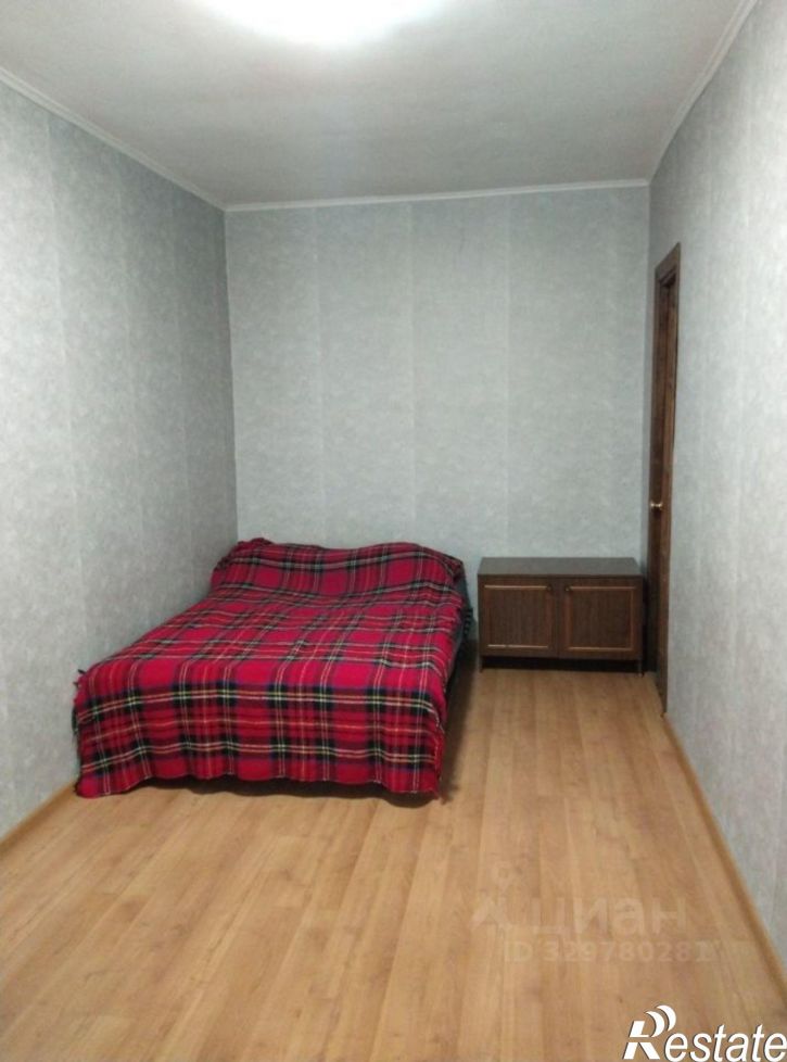 2-комн квартира улица Гагарина, 12,  д. 12