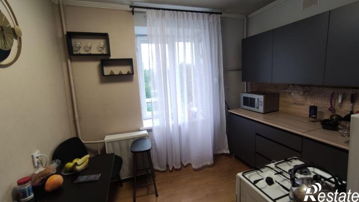 3-комн квартира пр-кт Дзержинского, 9,  д. 9