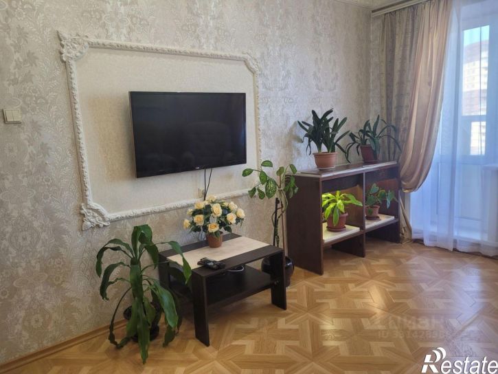 4-комн квартира улица Гайдара, 54 к1,  д. 54 к1
