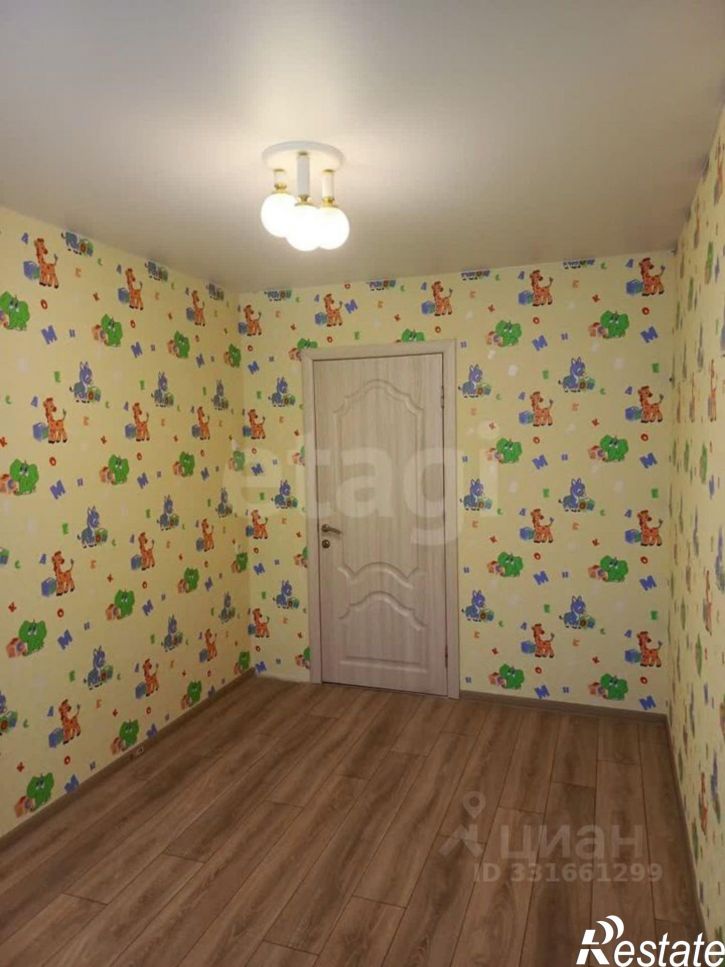 3-комн квартира ул Дежнёвцев, 8 2,  д. 8 2,  к. 2
