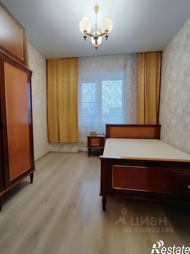 3-комн квартира улица Фёдора Абрамова, 9,  д. 9