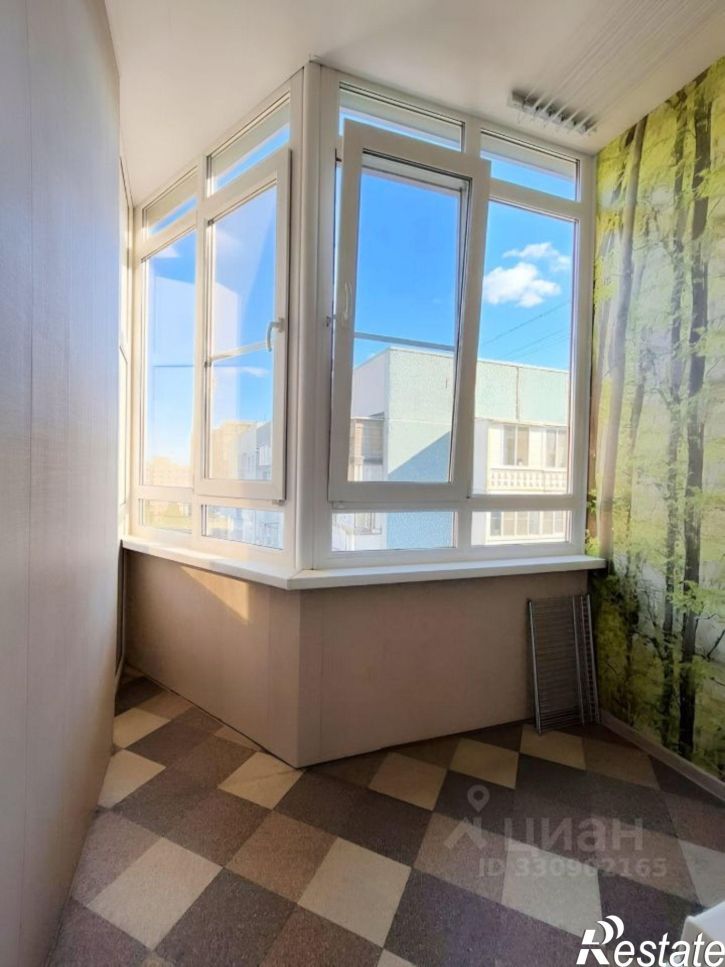 3-комн квартира улица Фёдора Абрамова, 9,  д. 9