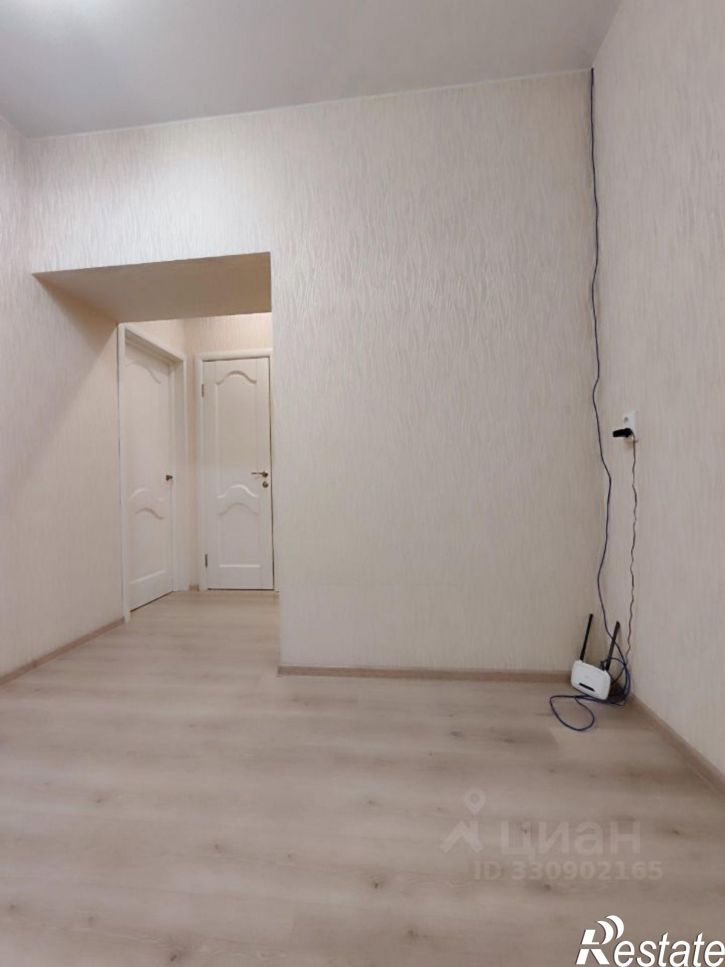 3-комн квартира улица Фёдора Абрамова, 9,  д. 9