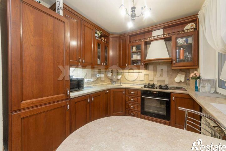3-комн квартира Дзержинского проспект, д.7к3