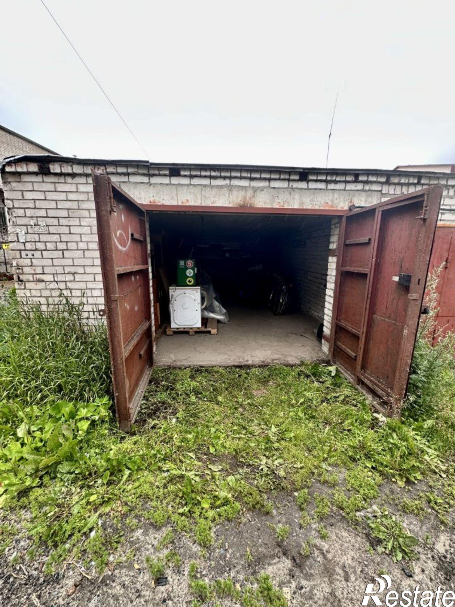 Купить гараж, место в паркинге за 1 400 000 рублей на улица Тимме, 28 с2