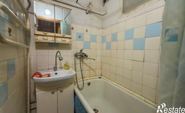 3-комн квартира улица Адмирала Кузнецова, 27,  д. 27