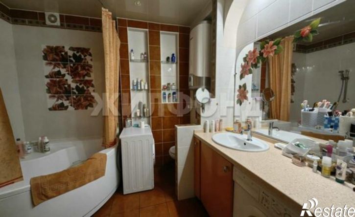 2-комн квартира пр-кт Советских космонавтов, 52,  д. 52