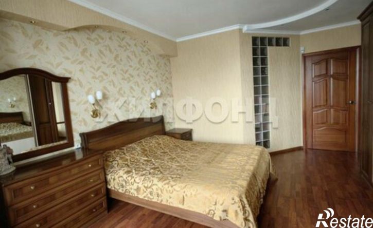 2-комн квартира пр-кт Советских космонавтов, 52,  д. 52