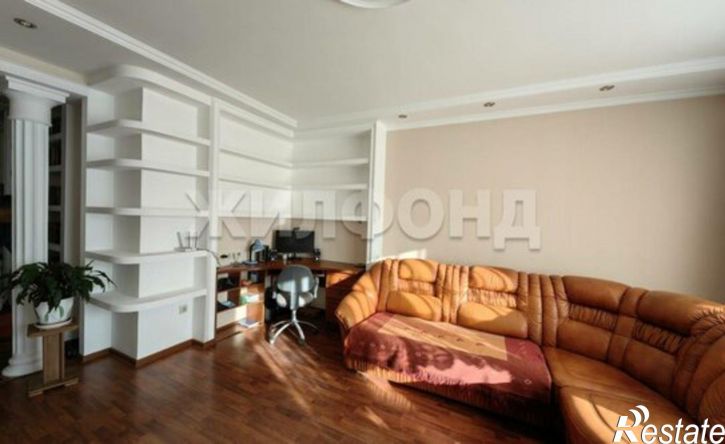 2-комн квартира пр-кт Советских космонавтов, 52,  д. 52