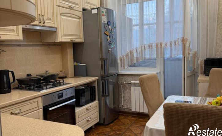 3-комн квартира ул Павла Усова, 23 1,  д. 23 1,  к. 1