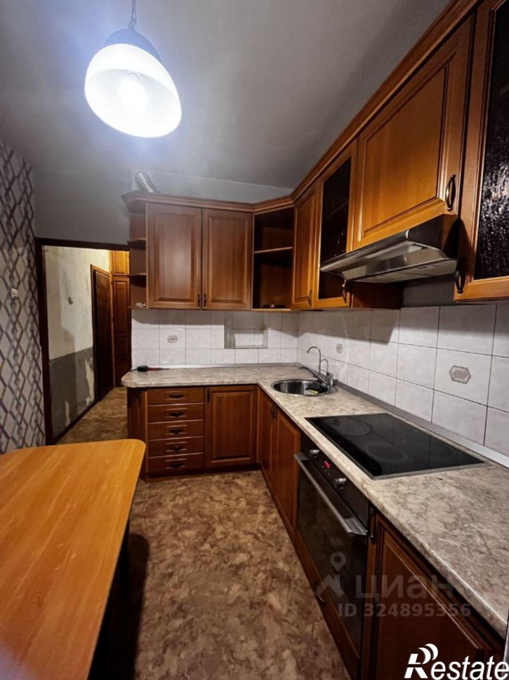 3-комн квартира улица Логинова, 21,  д. 21