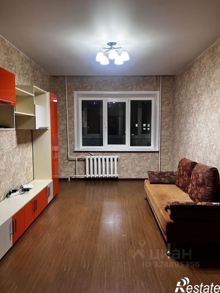 3-комн квартира улица Логинова, 21,  д. 21