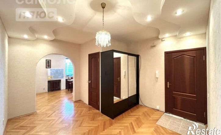 4-комн квартира пр-кт Ломоносова, 64,  д. 64