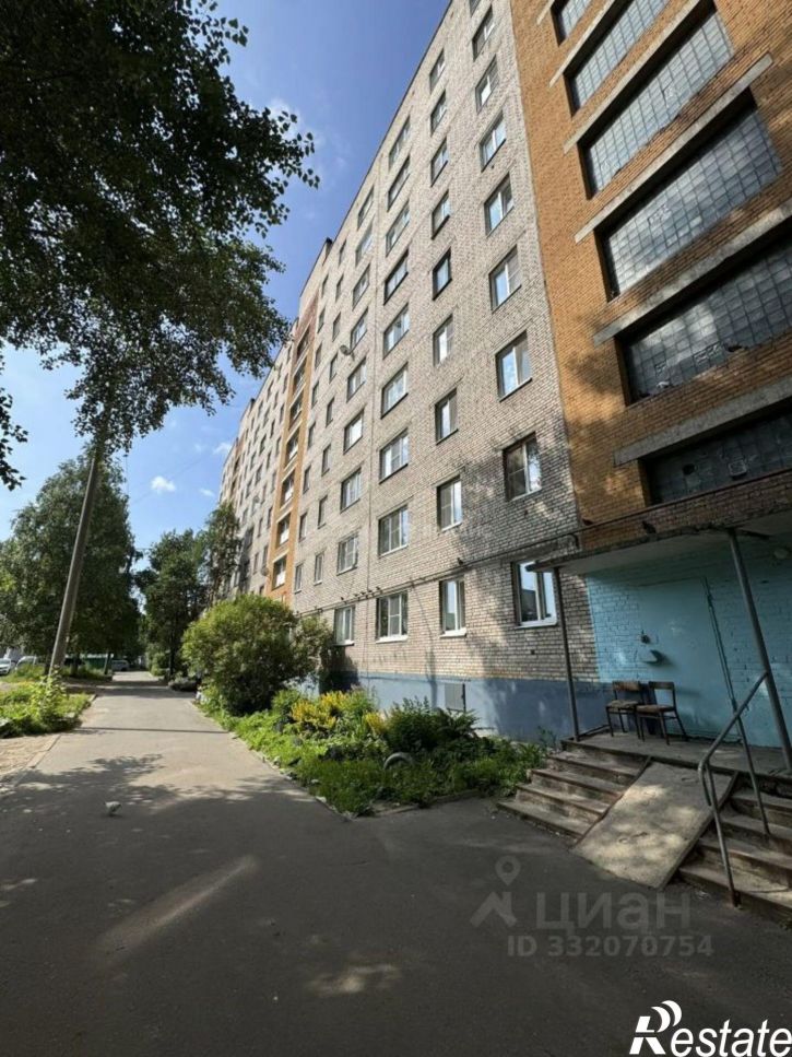 2-комн квартира пр-кт Дзержинского, 21 1,  д. 21 1,  к. 1