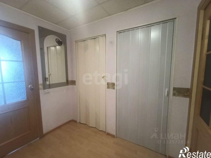 2-комн квартира ул Октябрят, 4,  д. 4