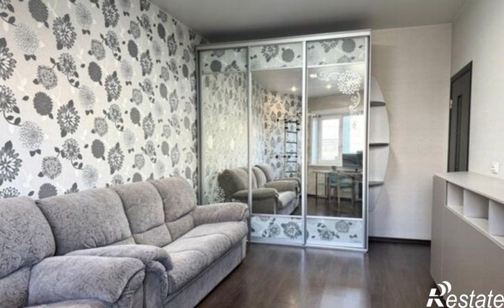 3-комн квартира ул Урицкого, 49 1,  д. 49 1,  к. 1