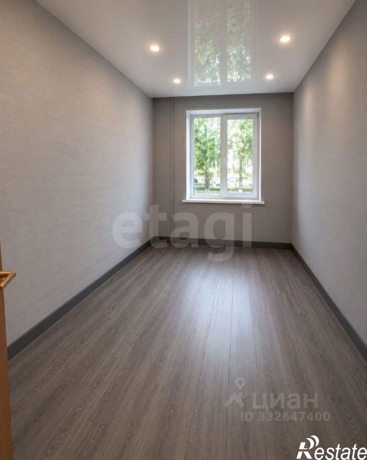3-комн квартира пр-кт Ломоносова, 222,  д. 222