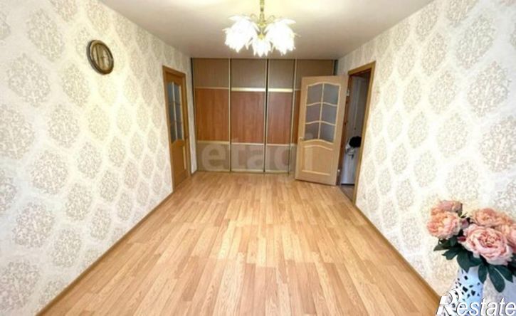 3-комн квартира ул Никитова, 18,  д. 18