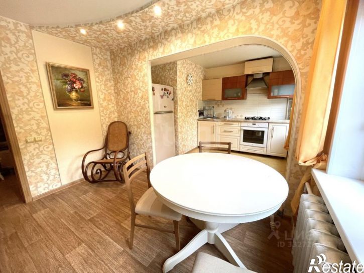 3-комн квартира ул Никитова, 18,  д. 18