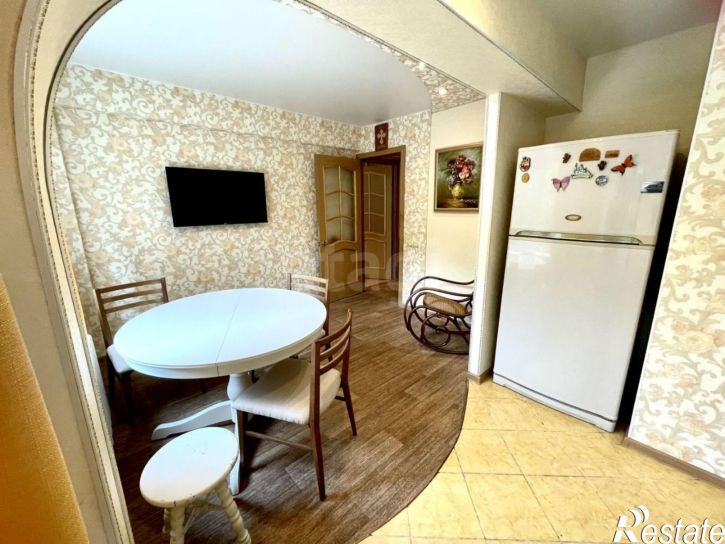 3-комн квартира ул Никитова, 18,  д. 18