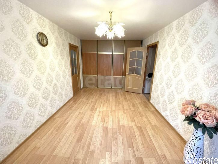 3-комн квартира ул Никитова, 18,  д. 18