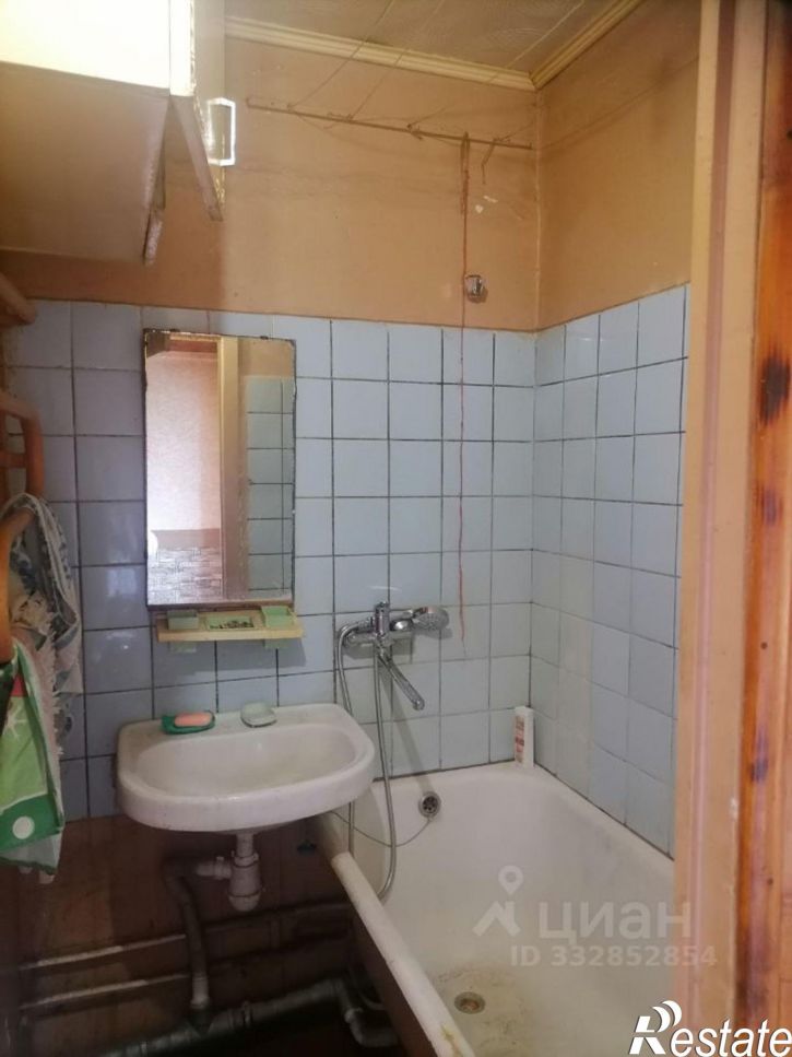 2-комн квартира ул Октябрят, 4,  д. 4