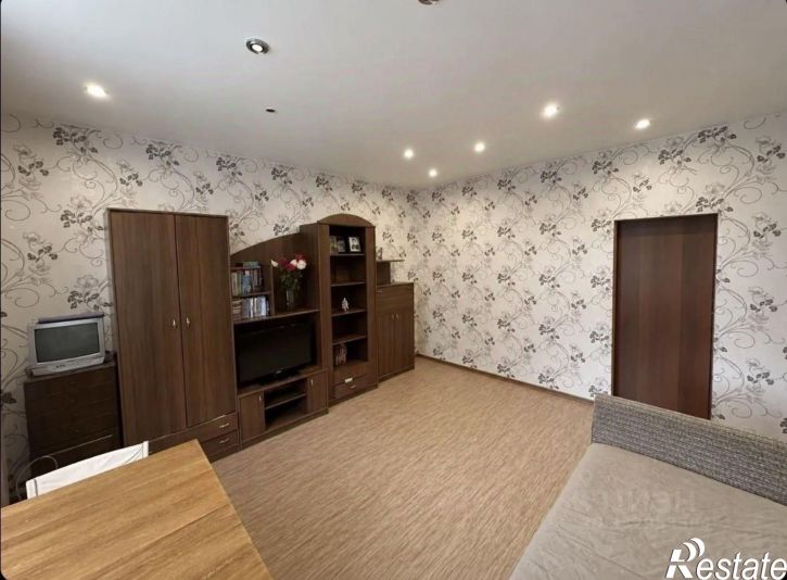 3-комн квартира ул Вельможного, 11,  д. 11