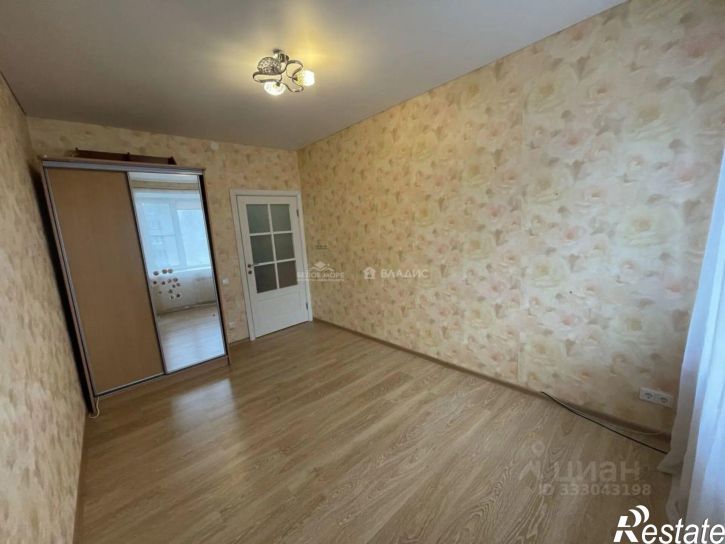 2-комн квартира пр-кт Дзержинского, 13,  д. 13