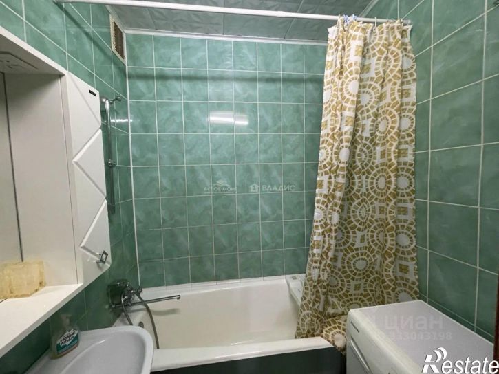 2-комн квартира пр-кт Дзержинского, 13,  д. 13